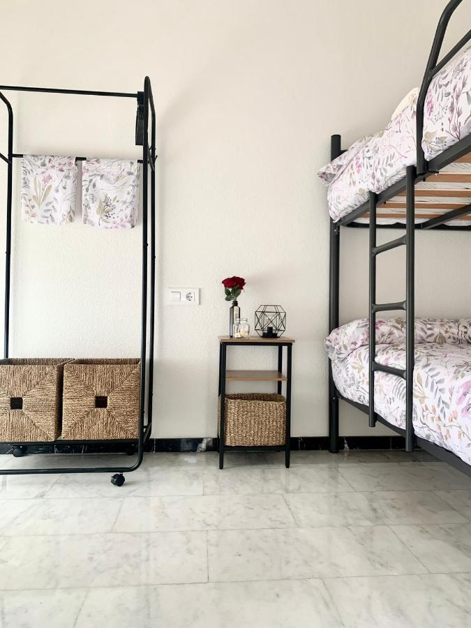 Apartamento Templo Romano Cordoba Ngoại thất bức ảnh